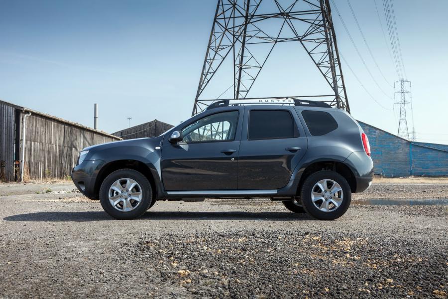  Dacia Duster Commercial 2015 года  (UK) (фото 17 из 17)